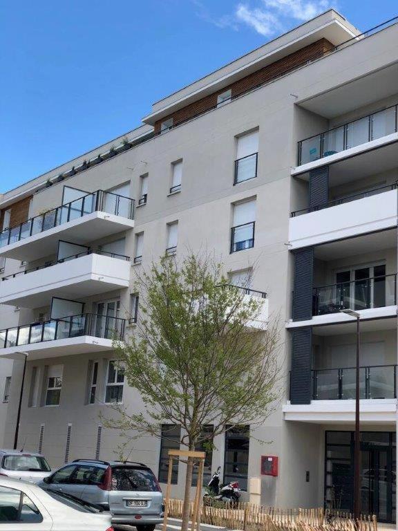 Apartment De Standing, Parking Prive, Climatise, Proche Du Centre-ville Et La Gare Centre *
