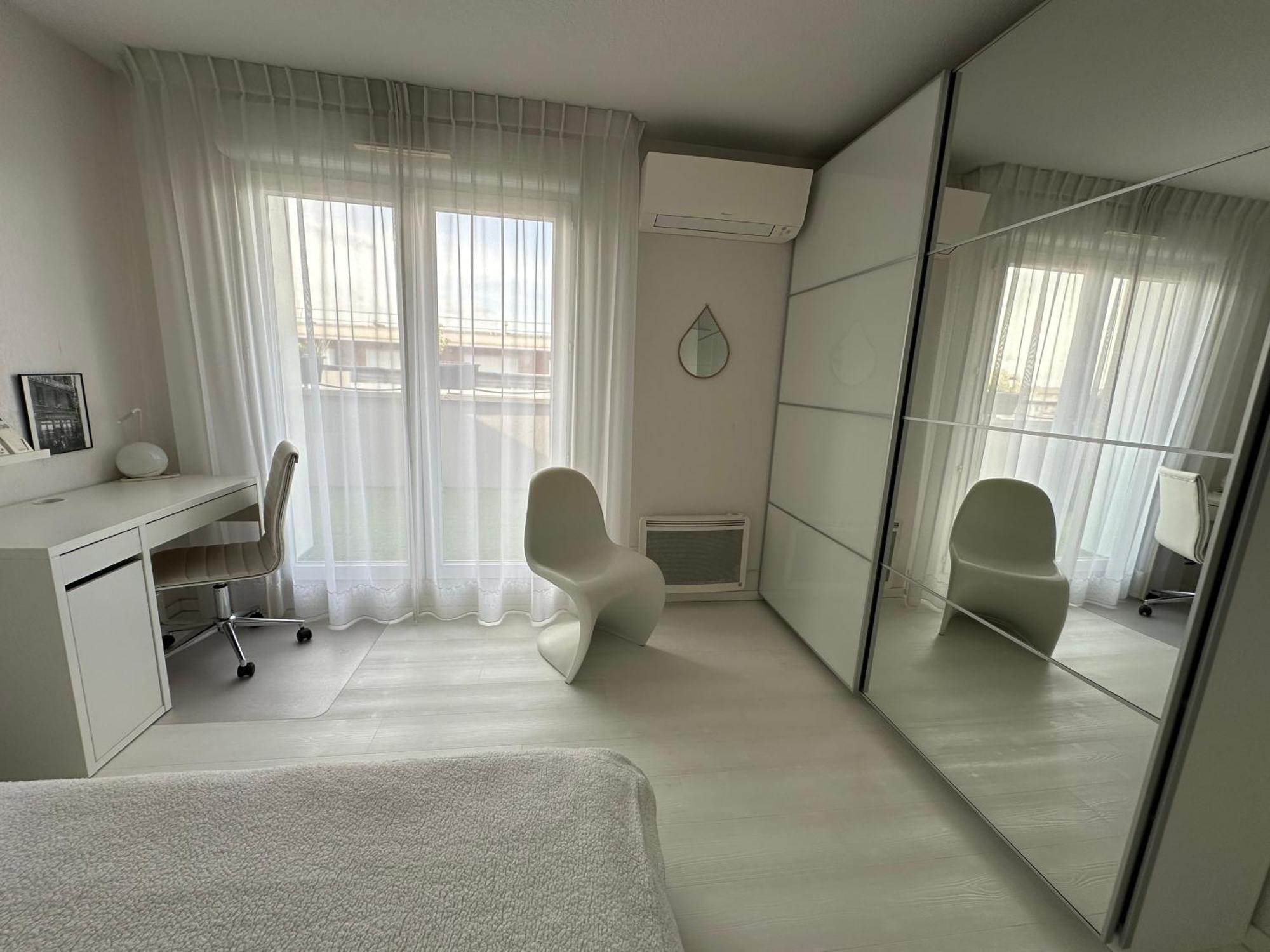 Apartment De Standing, Parking Prive, Climatise, Proche Du Centre-ville Et La Gare Centre Avignon